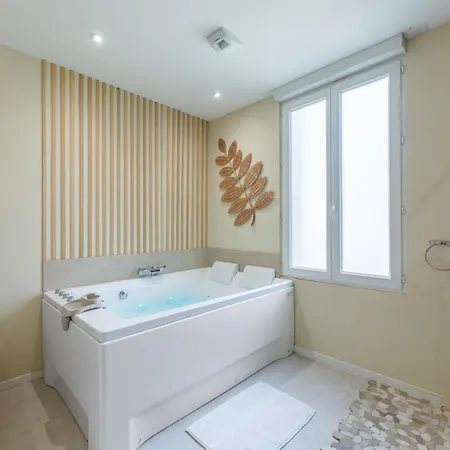 Escale A Bali Jacuzzi - Cinema - Self Check-in * Le Petit-Quevilly